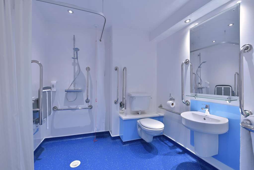 Travelodge Birmingham سوتون كولدفيلد الغرفة الصورة