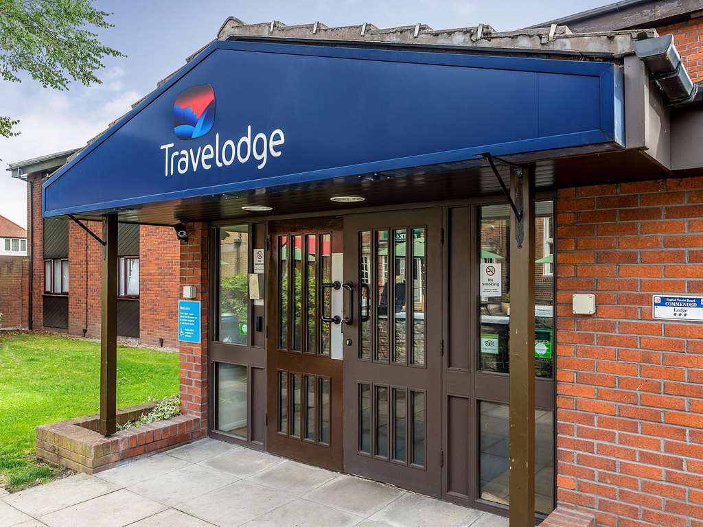 Travelodge Birmingham سوتون كولدفيلد المظهر الخارجي الصورة